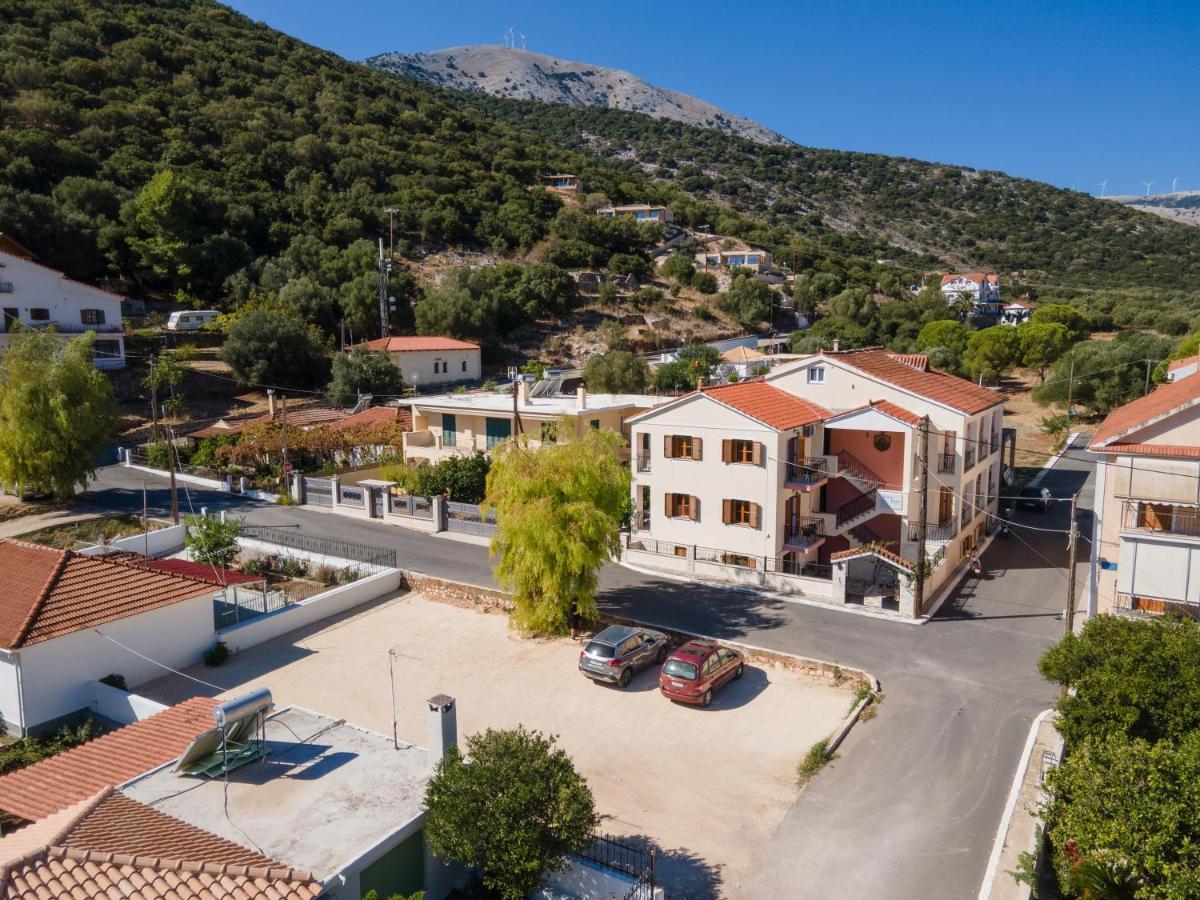 Alexatos Studios & Apartments Айя-Евфимия Экстерьер фото