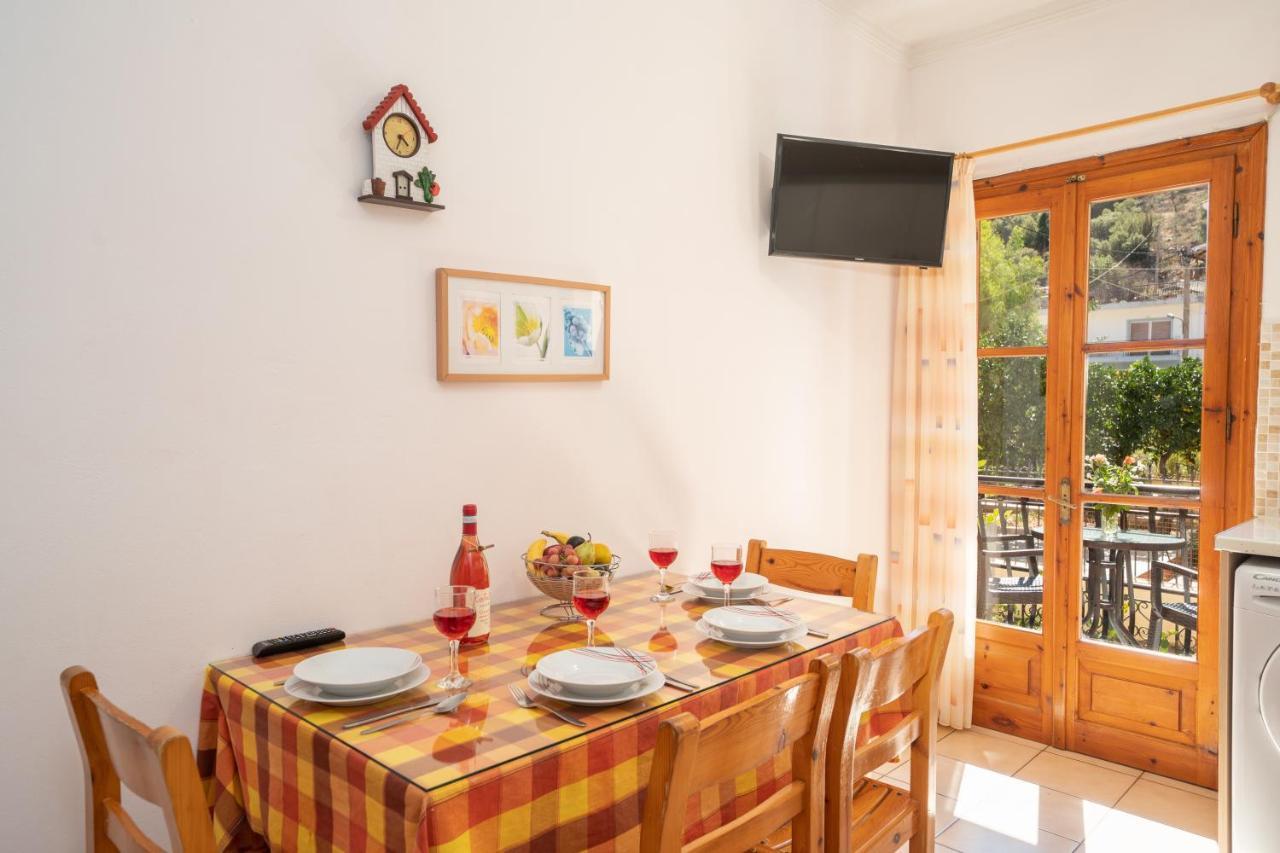 Alexatos Studios & Apartments Айя-Евфимия Экстерьер фото